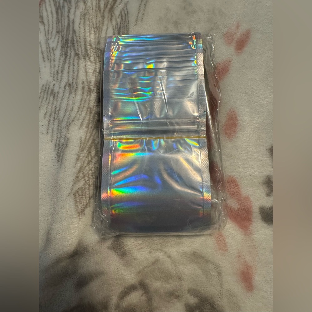 Holographic Sealable Packing Bags 3X4 inch (100 Pieces) - Picture 4 of 6